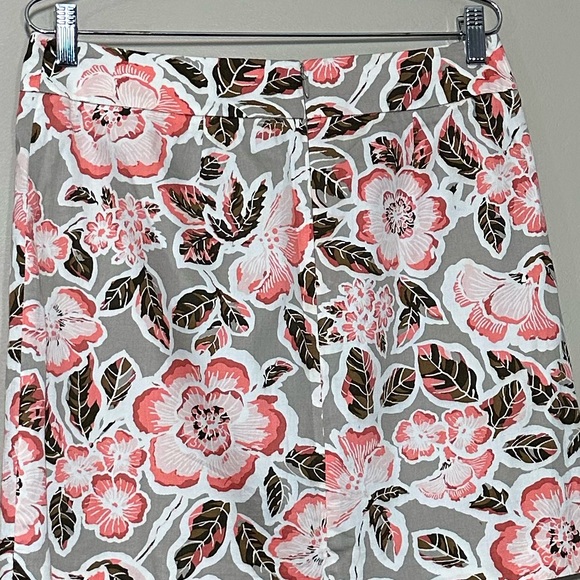 Loft || Woman’s Pencil floral skirt size 6 - Picture 3 of 5